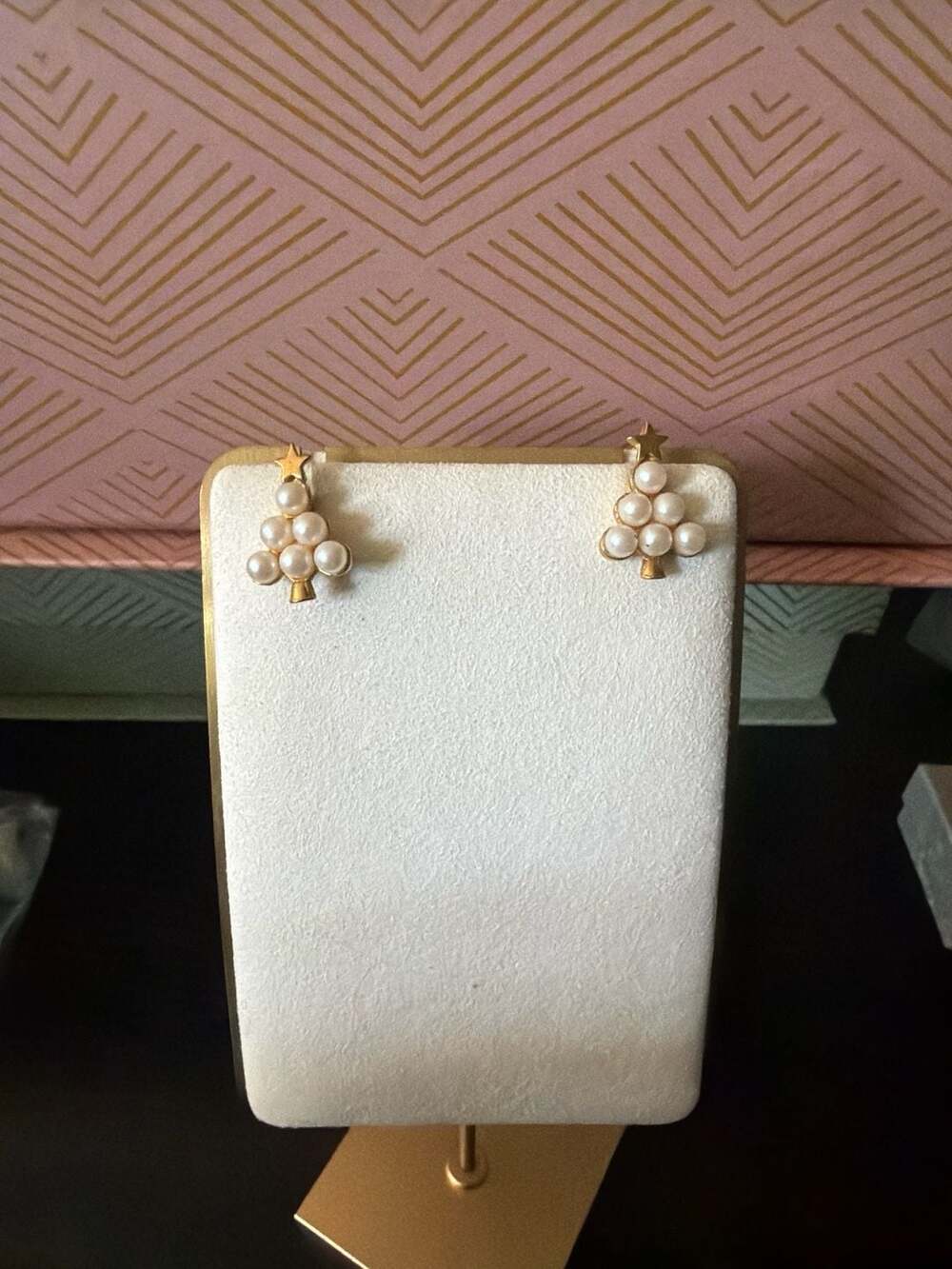 Vintage Avon Pearl Cluster Christmas Tree Gold Star Top Stud Earrings